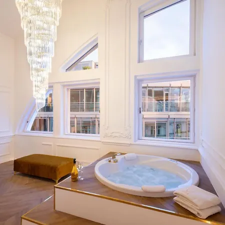 Jacuzzi Royal
