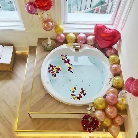 아파트 Jacuzzi Royal 부다페스트