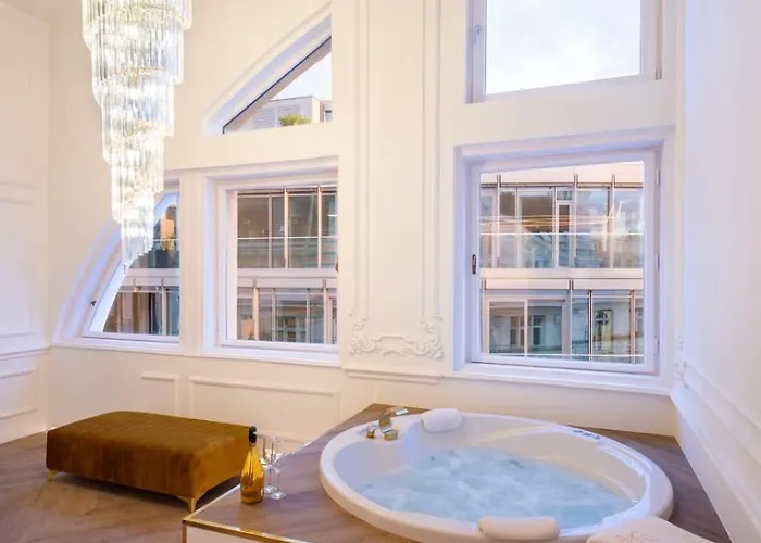 Jacuzzi Royal