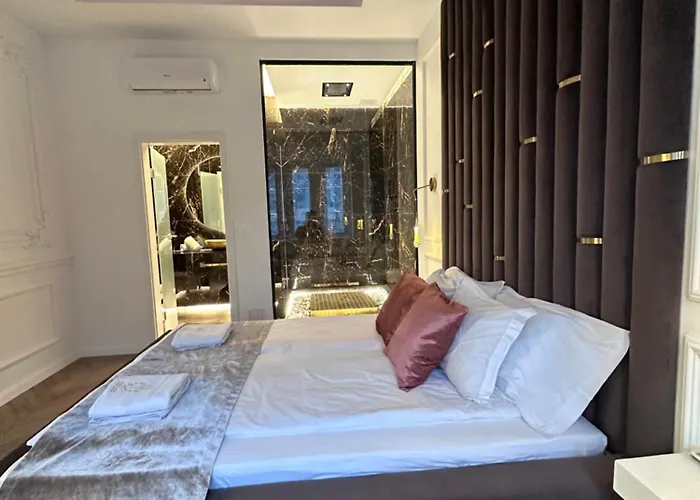 Lägenhet Jacuzzi Royal *