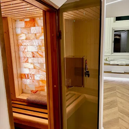 Jacuzzi Royal