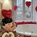 Apartment Jacuzzi Royal
