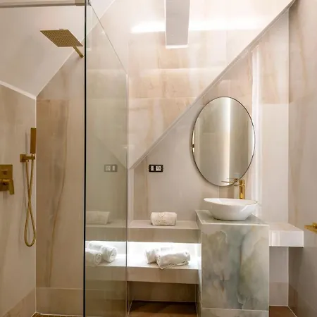Jacuzzi Royal Apartmán Budapešť